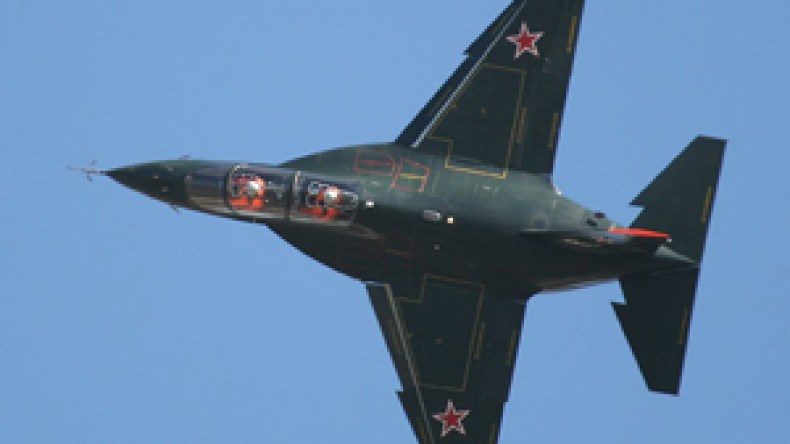 الجزائر تتسلم طائرات صوخوي من روسيا نهاية هذا العام