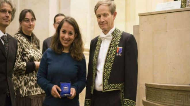 الجزائرية ياسمين أمحيص تفتكّ جائزة “جاك هارباند” لسنة 2016