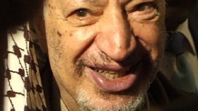 زياتي‭ ‬قدسية‭ ‬يجسد‭ ‬دور‭ ‬ياسر‭ ‬عرفات‭ ‬في‭ ‬مسلسل‭ ‬‮”‬في‭ ‬حضرة‭ ‬الغياب‮”‬