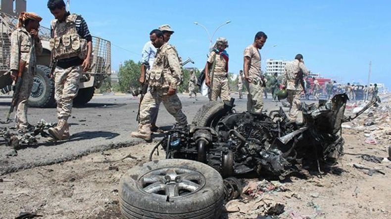 مقتل 13 جندياً في هجمات انتحارية ضد الجيش اليمني