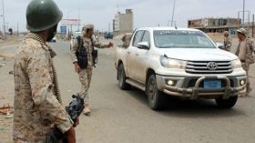 مقتل أربعة جنود في تفجير سيارة مفخخة في عدن