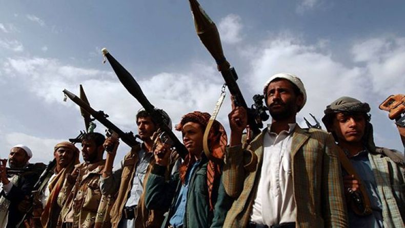 مسلحون تابعون للحوثيين يعتقلون أمريكياً في صنعاء