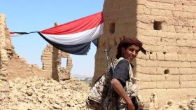 قذائف أطلقها الحوثيون تقتل 14 مدنياً في اليمن