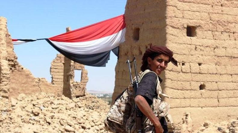 قذائف أطلقها الحوثيون تقتل 14 مدنياً في اليمن