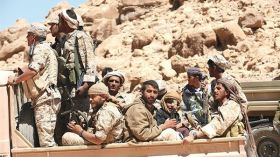 قوات الحكومة اليمنية تكسر جزءاً من الحصار على تعز