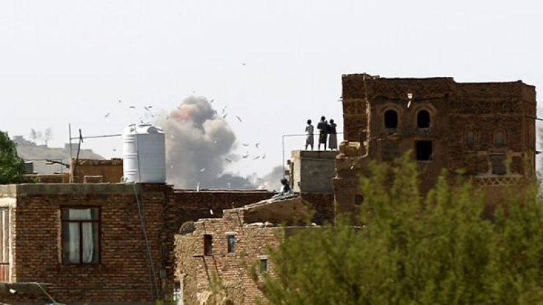 تسعة قتلى من عائلة واحدة في غارة للتحالف في اليمن