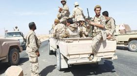 مسلحون يقتلون عقيداً في الجيش الوطني اليمني