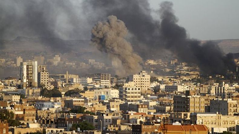 جنرال أمريكي كبير يشيد بعمليات التحالف العربي في اليمن