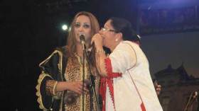 الزينة الداودية تصف الزهوانية بالحاجة وتدعو لفتح الحدود مع المغرب!