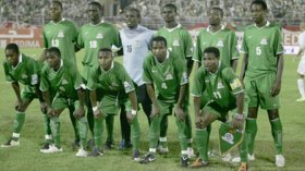 الزامبيون يصطادون في المياه العكرة ويبحثون عن أسباب الهزيمة في الجزائر