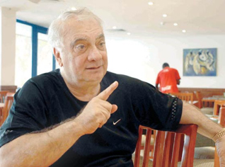 Venomous and spiteful Egyptian press leaps back