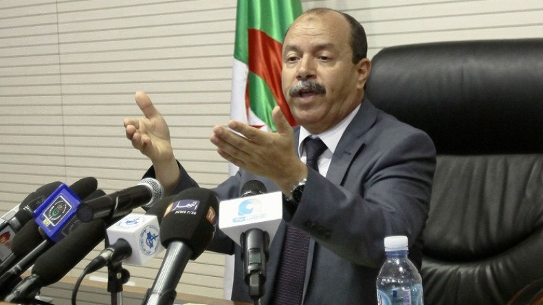 لم نطلب رفع الحصانة عن 20 نائبا