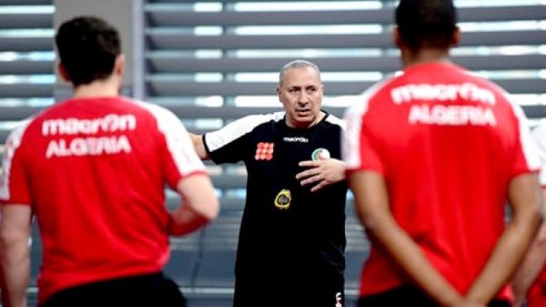 “زقيلي”: الجزائر ستواجه إيسلندا بشعار الفوز