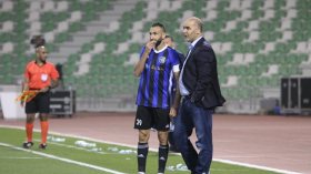 “المُخضرم” بلحاج يُبدع تسجيلا وتمريرا