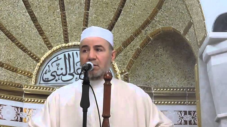 أئمة يعتبرون قرار الوزير الجديد متسرعا وارتجاليا