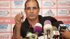 الزاكي يبدي رضاه عن الأداء رغم خسارة الحمراوة أمام أكشهير