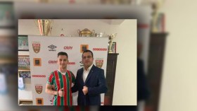 فريوي يوقع لـ30 شهرا في مولودية الجزائر