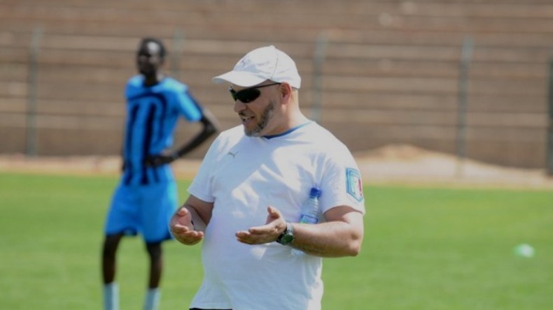 زكري يُعالج “أنفلونزا” النّسر الأسود