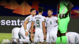 نظام دفاعي صلب وصرامة تكتيكية يحولان “الخضر” إلى أخطر منتخب إفريقي