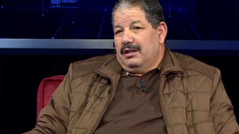 علي فضيل فتح الباب لـ 300 فنان جزائري