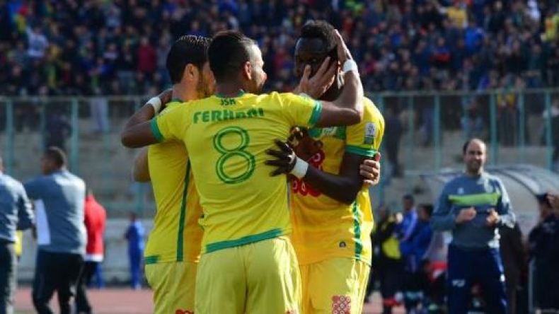 30 لاعبا أجنبيا ينشط في البطولة الوطنية