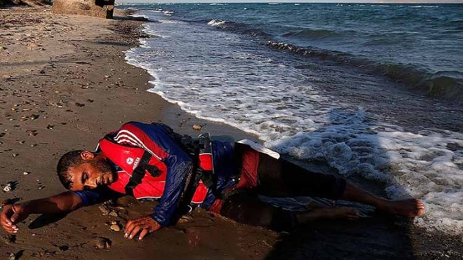 مصرع 11 شخصا وفقدان 40 آخرين في بحر ايجه