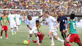 غوركوف: لا وجود لمشكل المدافعين وبراهيمي قد يلعب مهاجما