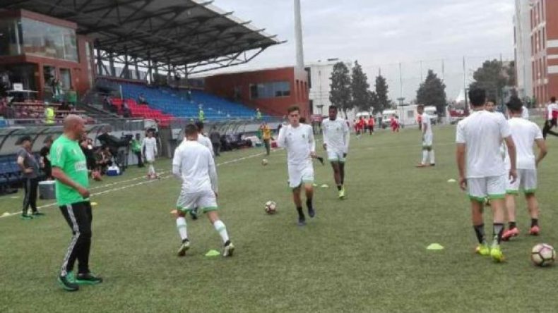 مباراة تاريخية بين الجزائر وأذربيجان