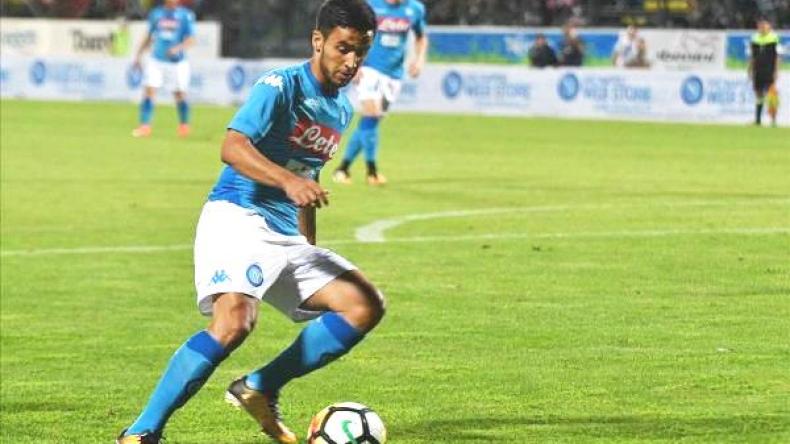 آدم الوناس: أمضيتُ عقد نابولي وأنا مُغمض العينَين!