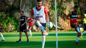 غزال يخوض أوّل حصة تدريبية مع موناكو