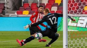 ما قاله مدربو إنجلترا عن بن رحمة