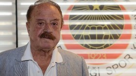 رئيس ناد تركي يمنع لاعبيه من إطلاق اللحية!؟