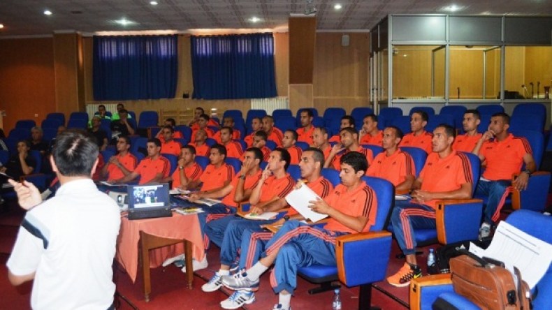 حكام البطولة الوطنية في تربص