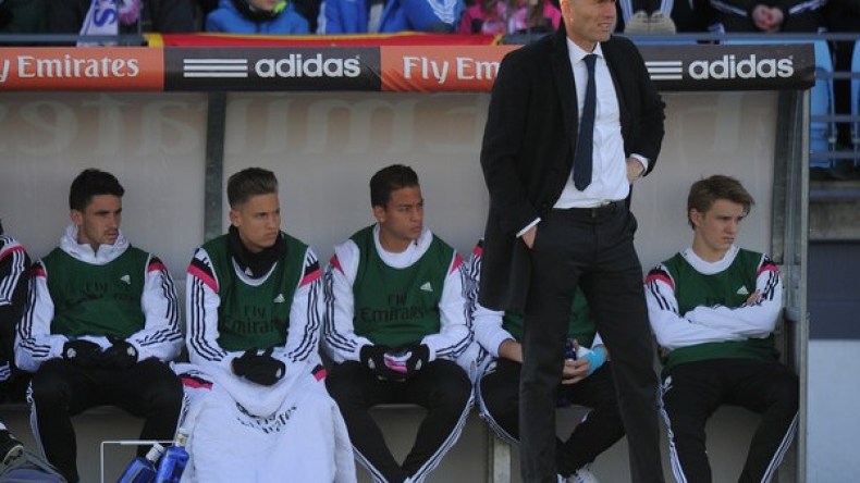 زيدان يعترف أنه لا يجيد التواصل مع الصحافة