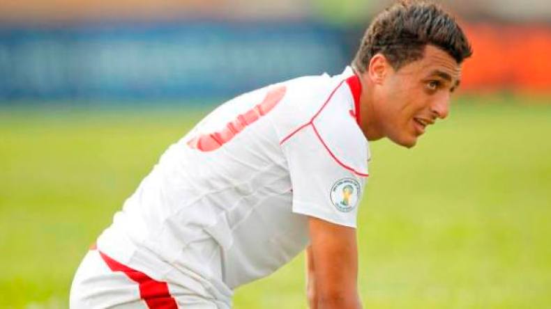 اللاعب التونسي العكايشي يطالب حياتو بالرحيل