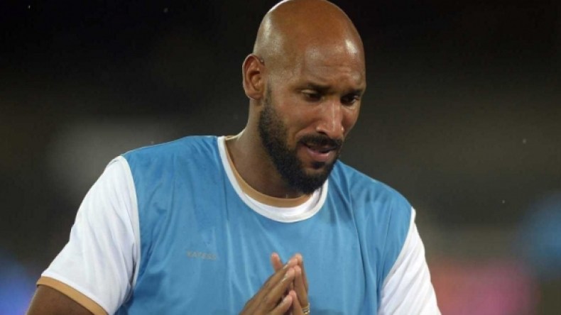 أنيلكا يركب قطار “حسين داي- بومباي”!