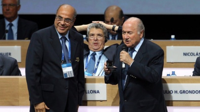 روراوة والأفارقة يدعّمون بلاتر من أجل عهدة خامسة