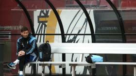 زيارة ميسي إلى الغابون تفجّر سخط المعارضة السياسية