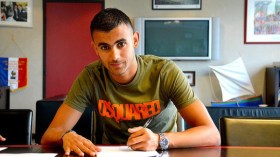 غزال يريد مغادرة ليون