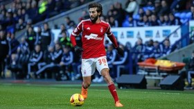 تلقى عرضا.. نحو عودة عبدون إلى اليونان