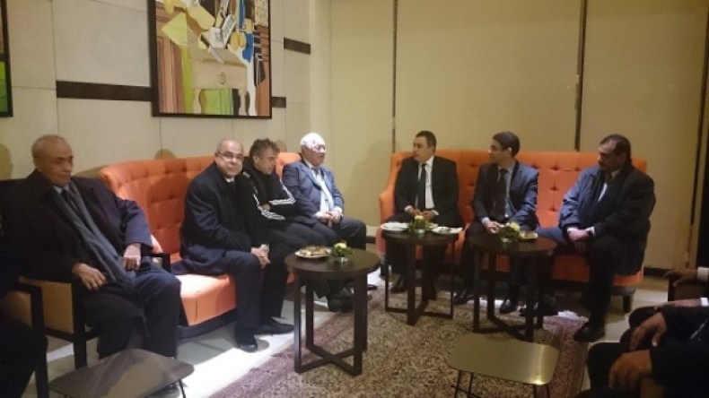 الوزير الأول التونسي يزور مقر إقامة “الخضر”