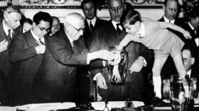 صور نادرة لقرعة المونديال في نسخها السابقة