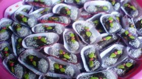 أعمدة الشكولاطة وجوز الهند