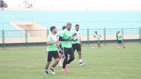 غياب حليش وسليماني عن التدريبات