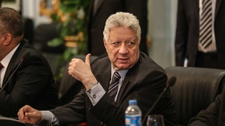 “المثير للجدل” مرتضى منصور يقود وفد الزمالك القادم إلى الجزائر