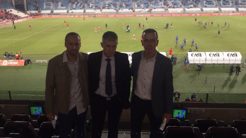 لمّا يضحك “دون كيشوت دي لا مانتشا” على ذقن زطشي!