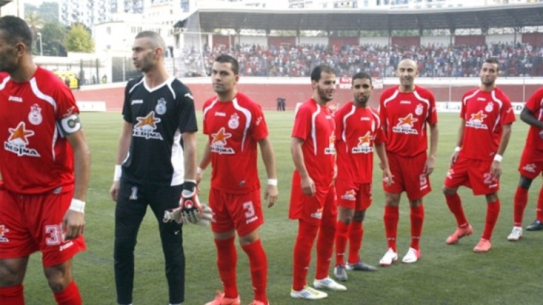 معاقبة 6 فرق