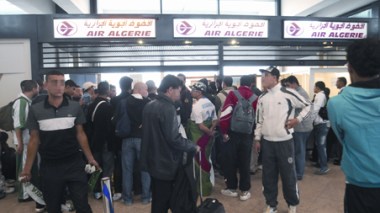 Directeur d’exploitation d’aéroport Houari Boumediène : 100 000 Algériens ont voyagé à l'étranger pour fêter le nouvel an
