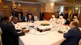 لعمامرة والحامدي يقودان مشاورات مع أطراف الأزمة في مالي