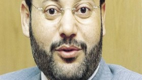 أحمد منصور: الأنتربول رفض ملاحقتي